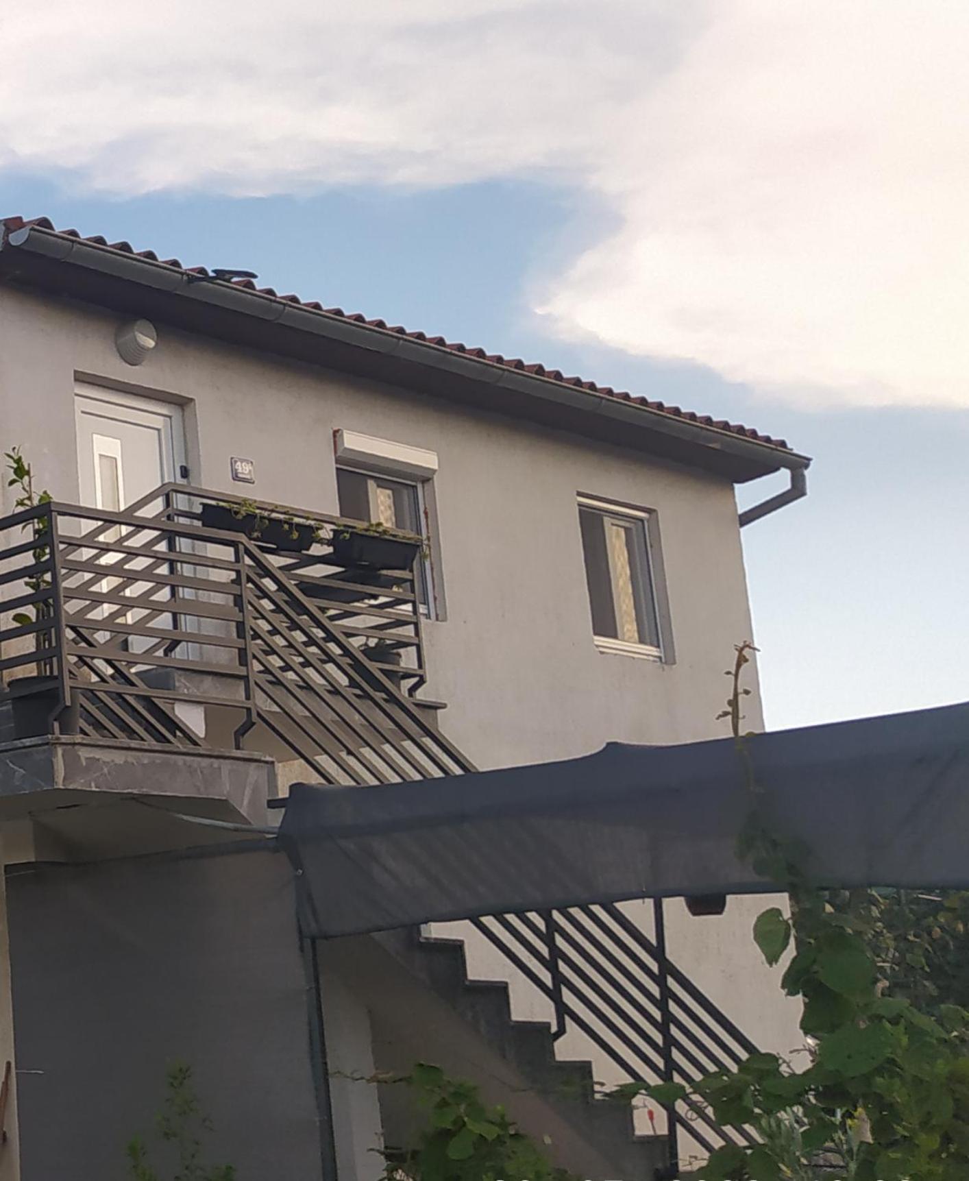 Apartman Jenny-Porec Kosinozici Eksteriør billede